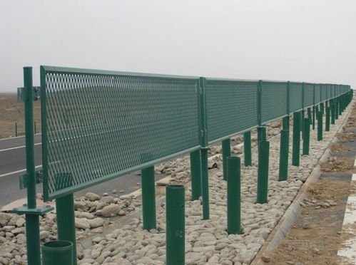 克拉玛依地区钢制防眩网市场解析 铁路与高速公路应用及价格指南